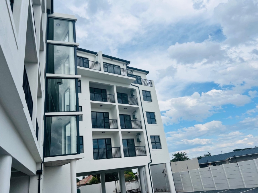 1 Bedroom Property for Sale in Table View Western Cape